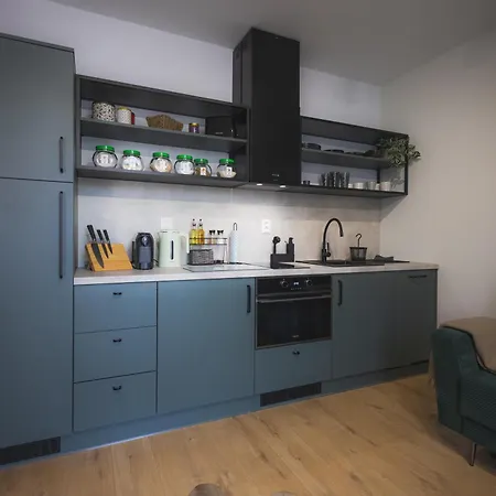 Green Apartment Centrum & 24H Self Check-In With Private Parking Banská Bystrica